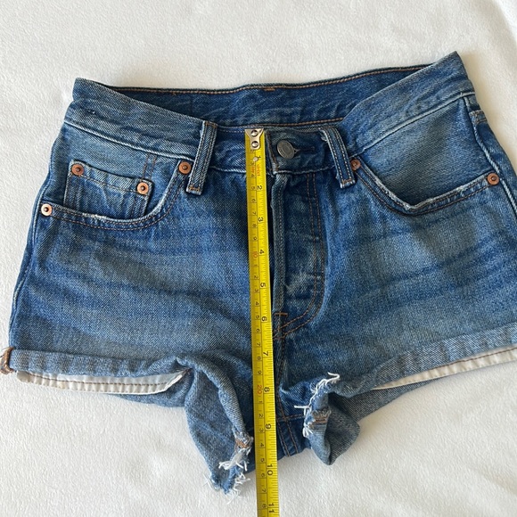 LEVI’S 501 Short W24 - Picture 8 of 11